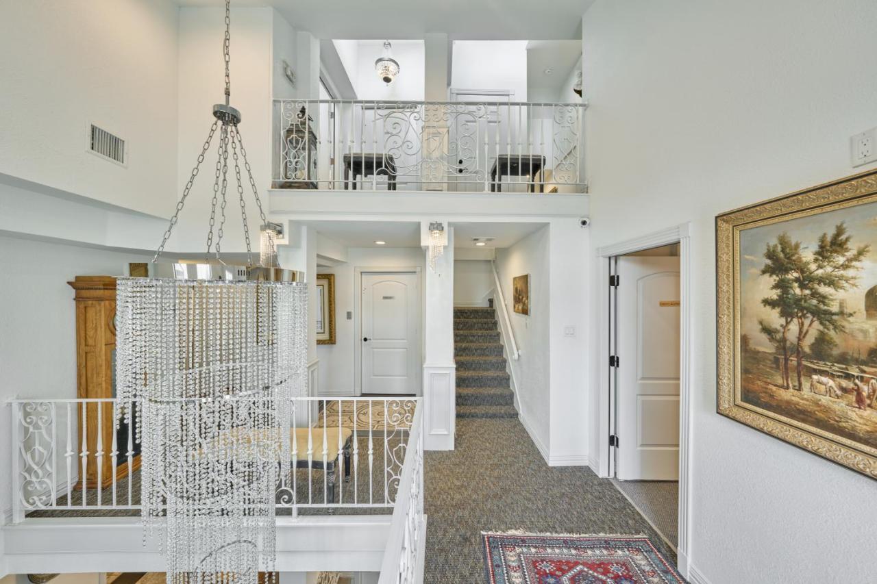 Villa With 8 Bedrooms And Heated Swimming Pool Хьюстон Экстерьер фото